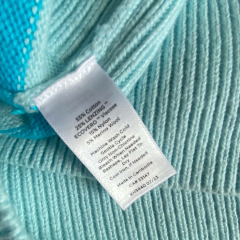 Talbots Women’s Sweater Size Large NWT - Picture 4 of 5